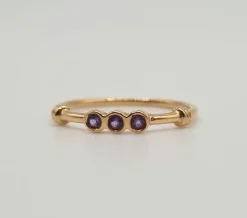 Bague or rose sertie d’améthystes