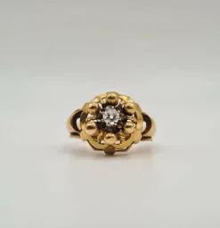 Bague or rose sertie d’un diamant ancien