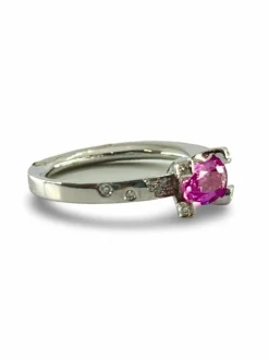Bague or saphir et diamants