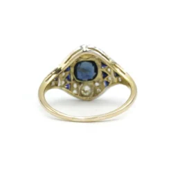 Bague or, saphirs et diamants