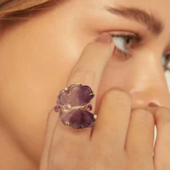 Bague Papillon en or jaune, améthystes et diamants