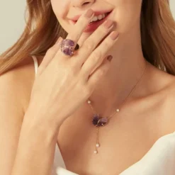 Bague Papillon en or jaune, améthystes et diamants