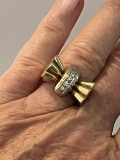 Bague Papillon Or Jaune Diamants Années 1940