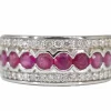 Bague pavée en or blanc avec diamants et rubis