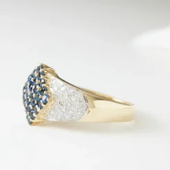 Bague pavée saphirs diamants