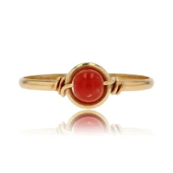 Bague perle de corail or jaune