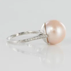 Bague perle de culture rose et diamants
