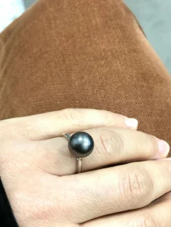 Bague Perle de Tahiti et or blanc