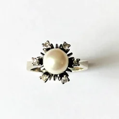 Bague Perle Diamants Or blanc
