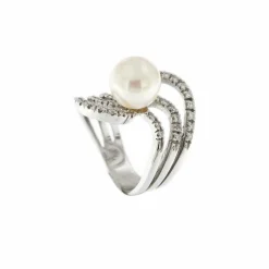 Bague perle et diamants