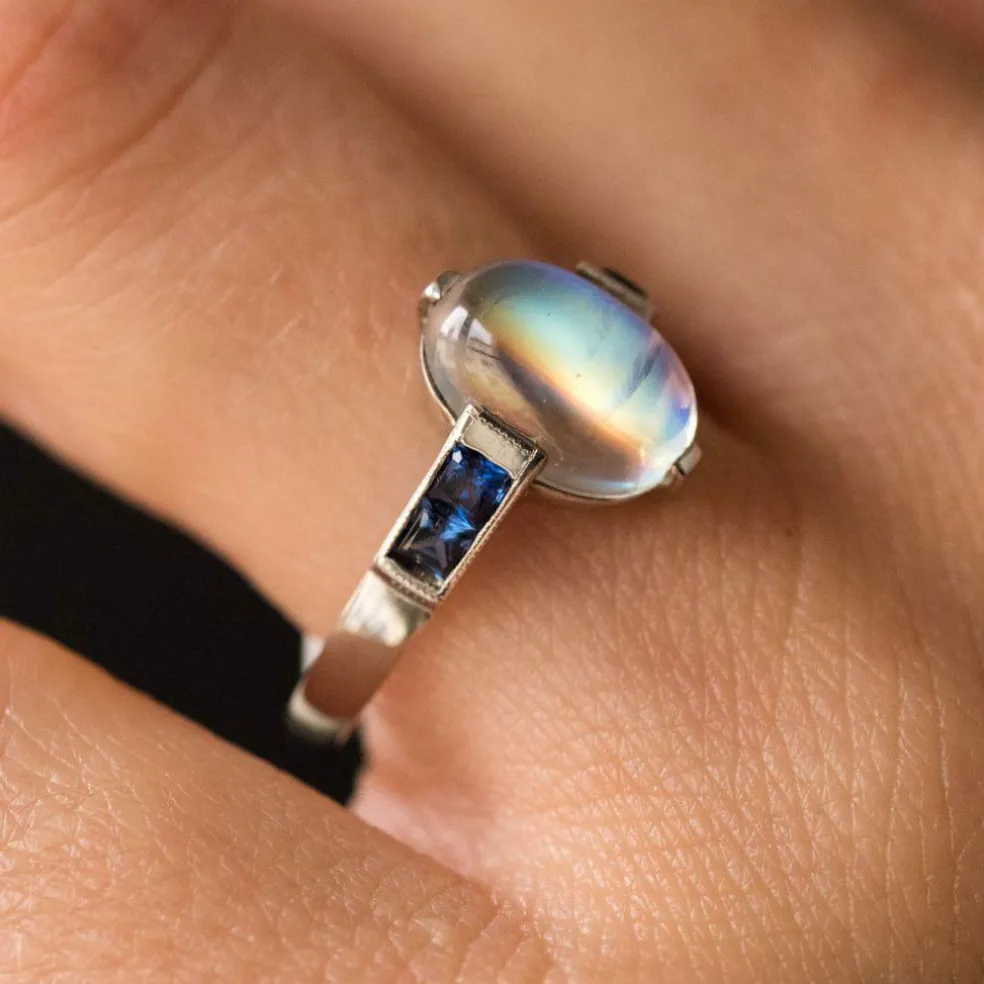 Bague pierre de lune et saphirs