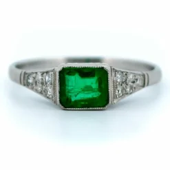 Bague platine Emeraude Diamant et platine