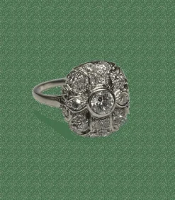 Bague platine et diamants dont env 0,30ct