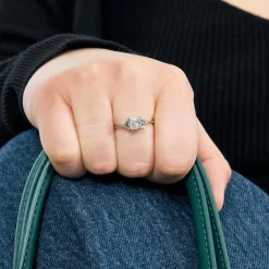 Bague platine et diamants