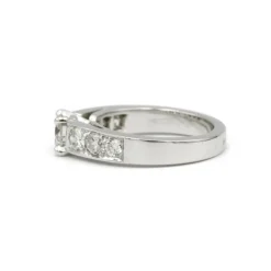 Bague platine et diamants