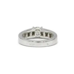 Bague platine et diamants