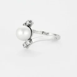Bague platine et or gris, perle et diamants
