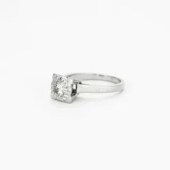 Bague platine et or gris avec diamant
