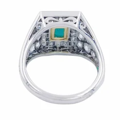 Bague, platine, or jaune, émeraude et diamant.