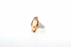 Bague platine, topaze 7,60cts, diamants