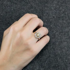 Bague Pompadour ancienne sertie perle et diamants