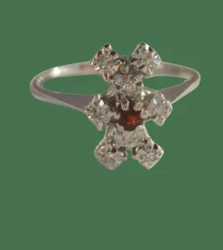 Bague pompadour grenat or blanc