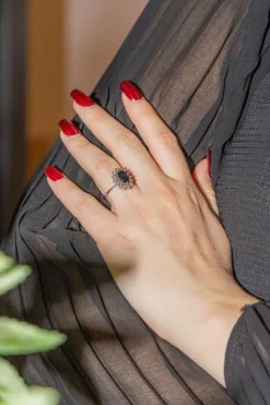 Bague Pompadour Or blanc Saphir