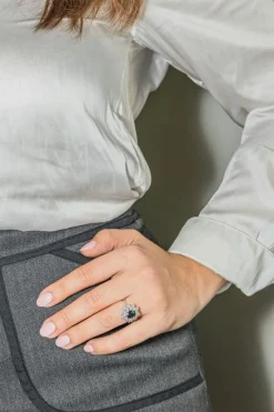 Bague Pompadour Or blanc Saphir