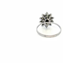Bague Pompadour or blanc saphir diamants