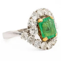 Bague Pompadour Or blanc Emeraude