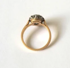 Bague pompadour or jaune saphir et diamants