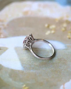 Bague Pompadour Rubis Ovale et Diamants