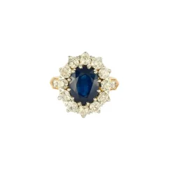 Bague pompadour saphir de 3 carats et diamants.