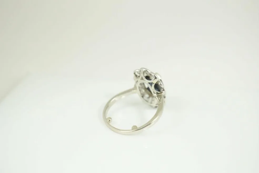 Bague pompadour saphir diamants Art Déco
