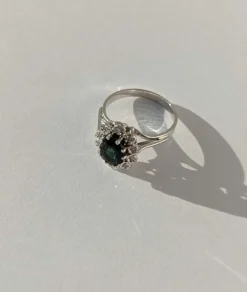 Bague Pompadour saphir vert diamants