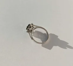 Bague Pompadour saphir vert diamants