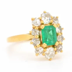 Bague Pompadour Vintage Or 18 Carats, Émeraude Naturelle et Diamants