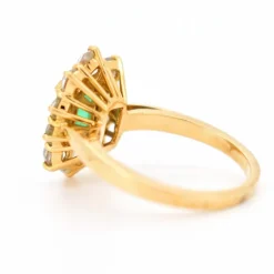 Bague Pompadour Vintage Or 18 Carats, Émeraude Naturelle et Diamants