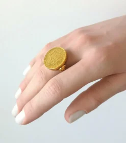 Bague porte pièce en or jaune