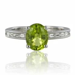 Bague péridot et diamants