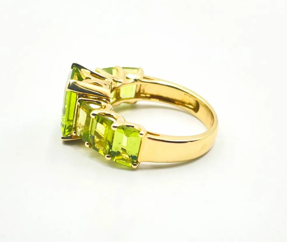 Bague Péridots Taille Emeraude