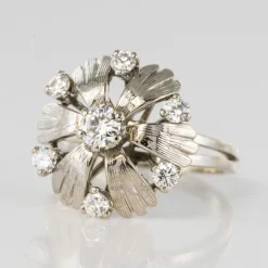 Bague pétales or blanc diamants