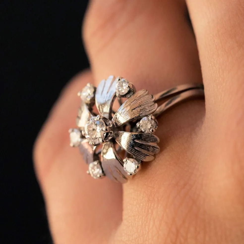 Bague pétales or blanc diamants