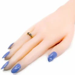 Bague rangée de diamants et saphirs