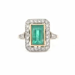Bague rectangle Or jaune Platine Emeraude Diamants
