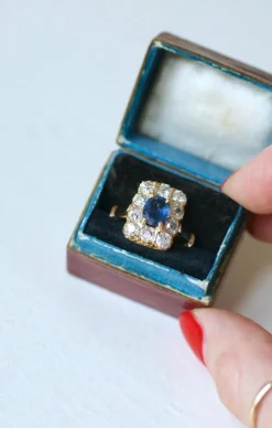 Bague Rectangulaire or rose Saphir 1,10 Cts et Diamants