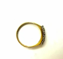 Bague Rivière des années 1930 en or jaune, diamants 