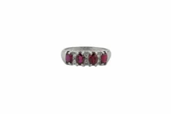 Bague rivière en or blanc avec grenats
