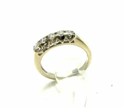Bague Rivière en or blanc et diamants