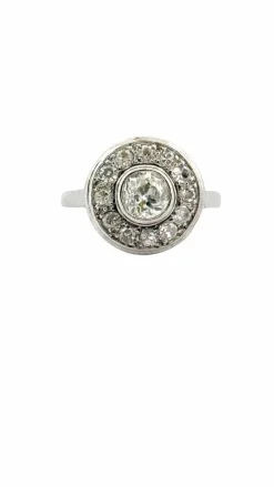 Bague ronde ancienne en platine et diamants